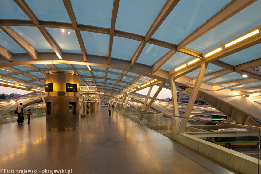 Dworzec kolejowy Lisboa Oriente. Projekt: Santiago Calatrava. Zdjęcia: Piotr Krajewski