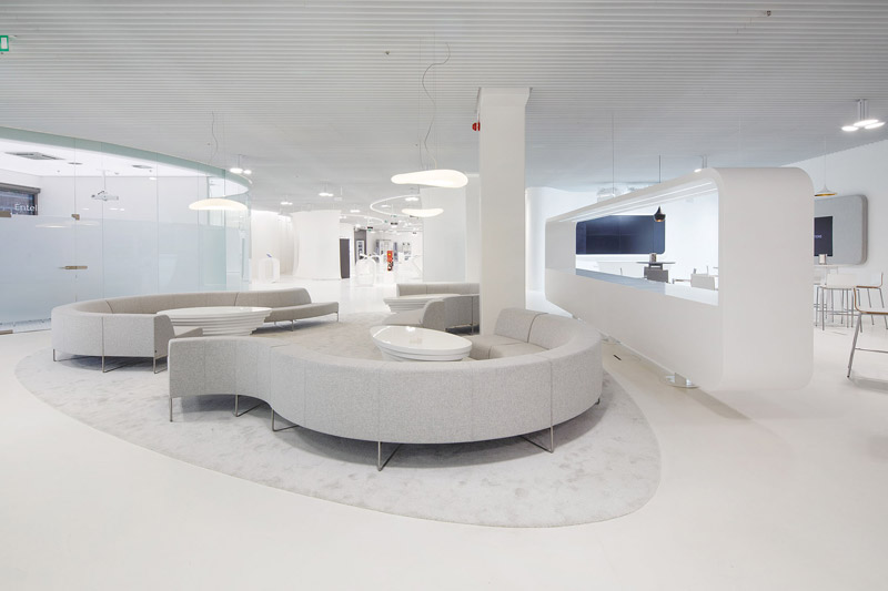 Przestrzeń wystawienniczo-konferencyjna GE Customer Experience Center. Projekt: Zalewski Architecture Group