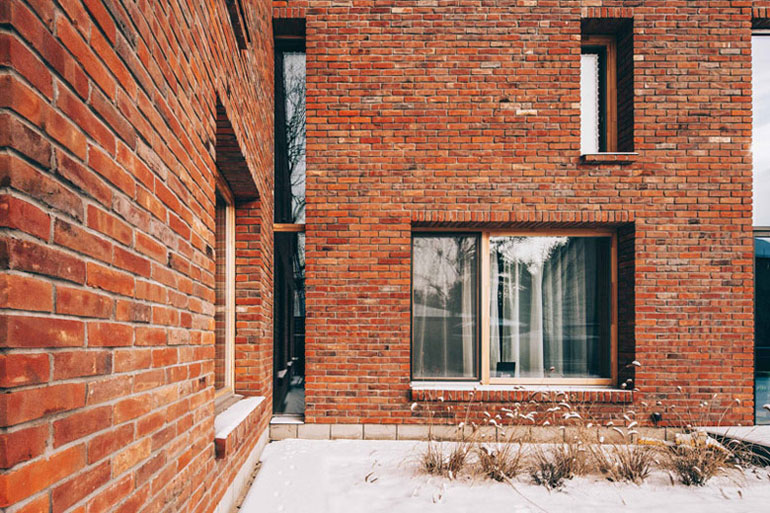 Dom Naked House w Warszawie. Projekt: Pracownia Architektoniczna MAZM. Zdjęcie: Ignacy Matuszewski