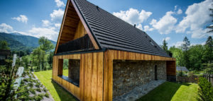 Willa Frame – Współczesny dom w górach pracowni Karpiel Steindel Architektura