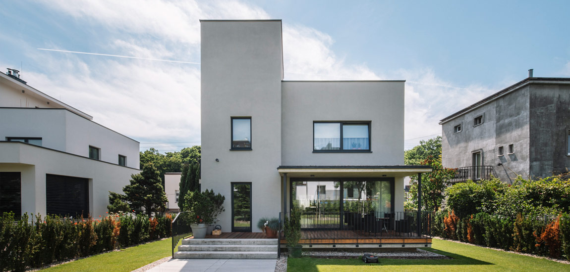 Minimalistyczny dom w modernistycznym otoczeniu Orłowa projektu IFA Group
