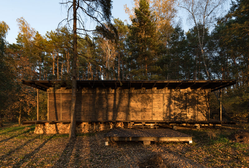 Leśna altana. Projekt: ENDE | Marcin Lewandowicz. Zdjęcia: Przemysław Turlej
