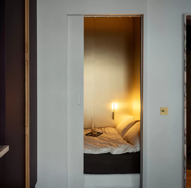 30-metrowa kawalerka inspirowane latami 70.