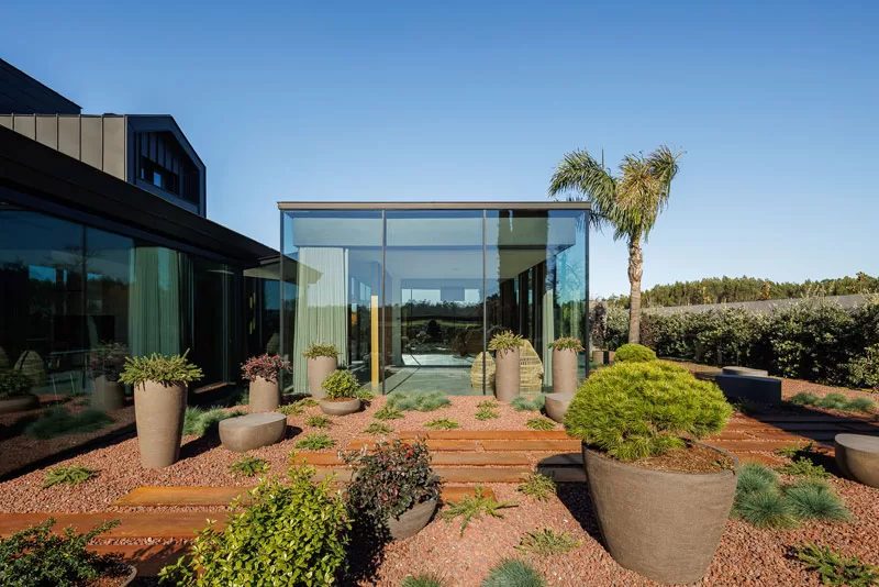 Luksusowa rozbudowa domu z lat 80-tych