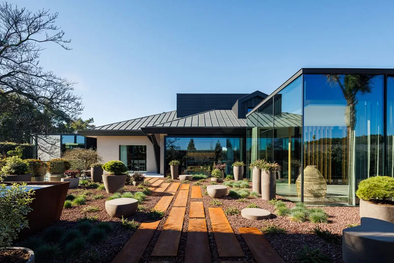 Luksusowa rozbudowa domu z lat 80-tych