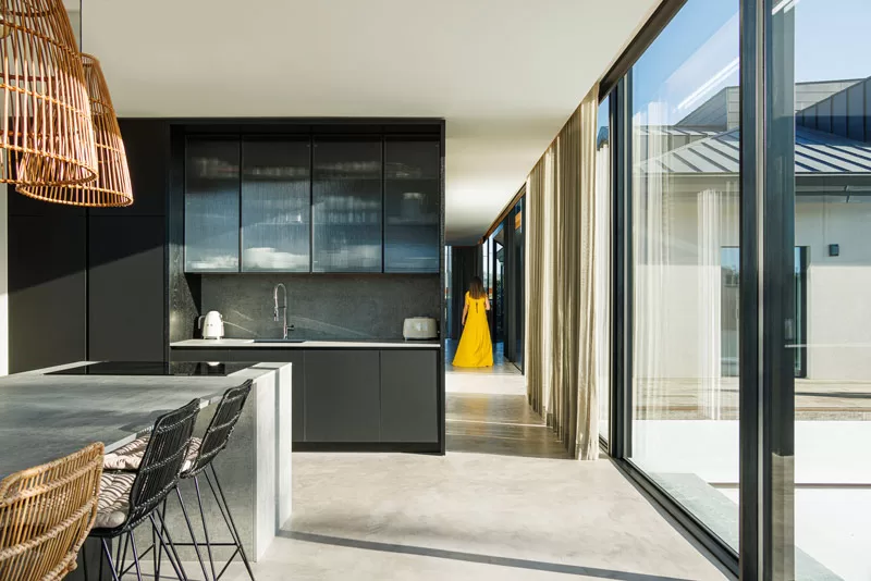 Luksusowa rozbudowa domu z lat 80-tych