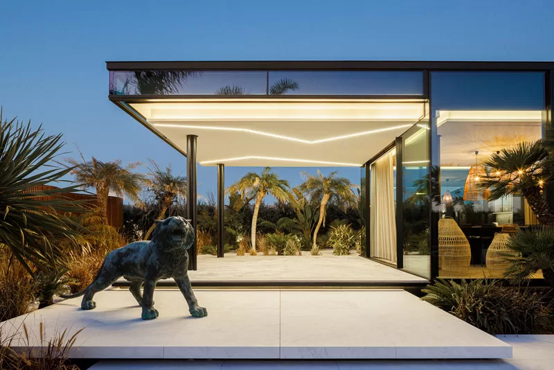 Luksusowa rozbudowa domu z lat 80-tych