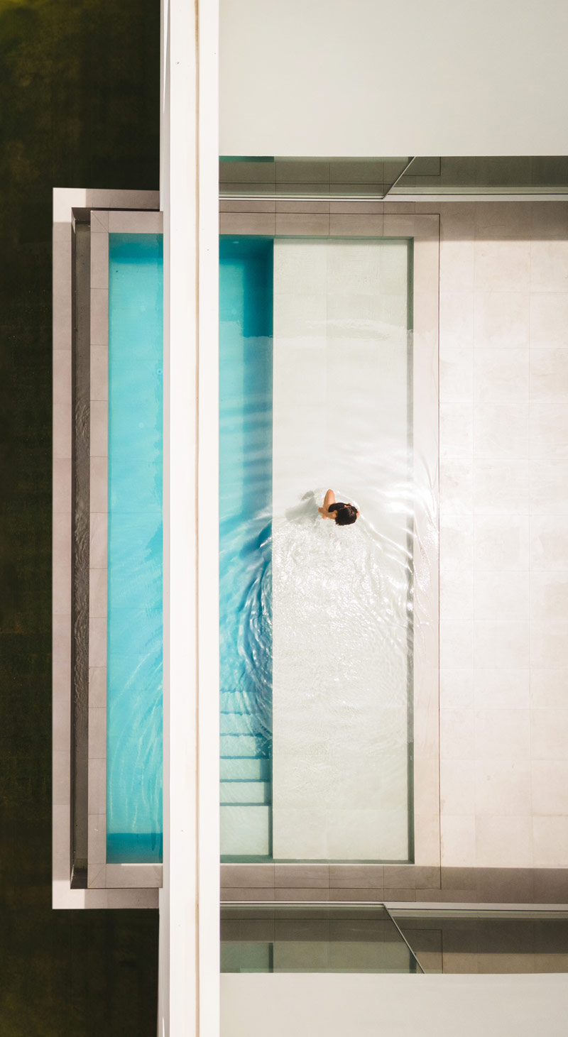 Minimalistyczna willa inspirowana starożytnym compluvium