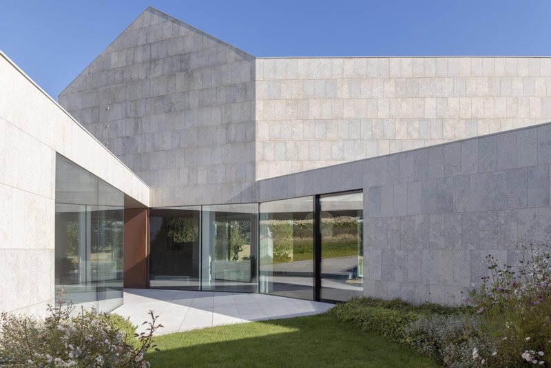 Loop &ndash; dom w stylu modern farmhouse.