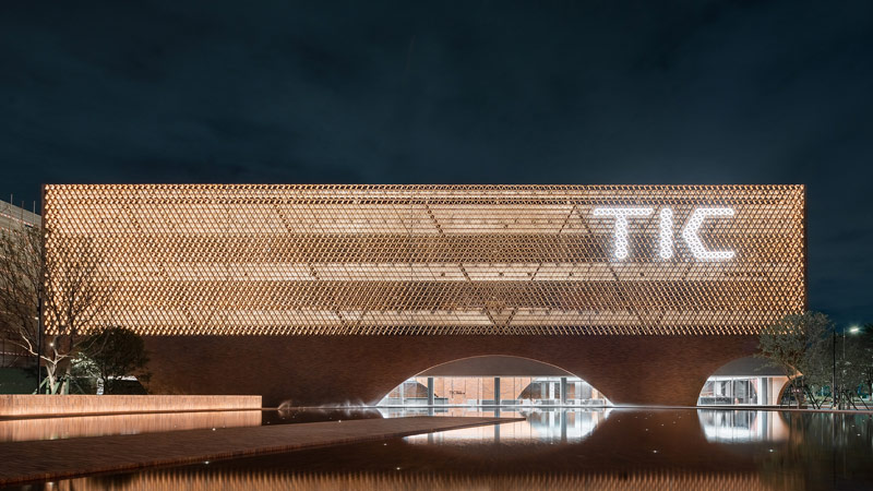 TIC Art Center – Nowoczesne centrum sztuki nawiązujące do tradycji