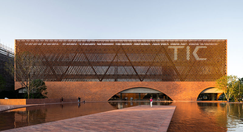 TIC Art Center – Nowoczesne centrum sztuki nawiązujące do tradycji