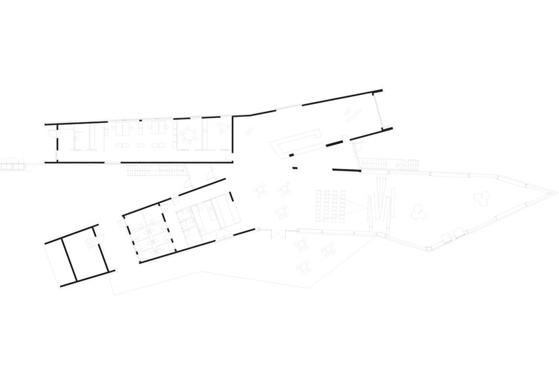 Centrum dla Odwiedzających Park Narodowy z wulkanem i lodowcem w tle