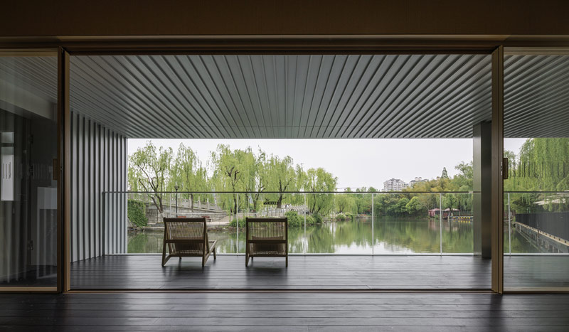 Dom nad Jeziorem: Pawilon Doświadczeń w Szanghaju