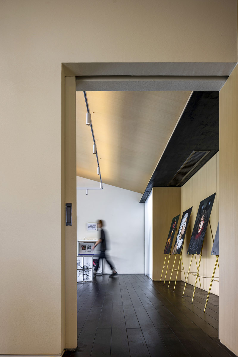 Dom nad Jeziorem: Pawilon Doświadczeń w Szanghaju