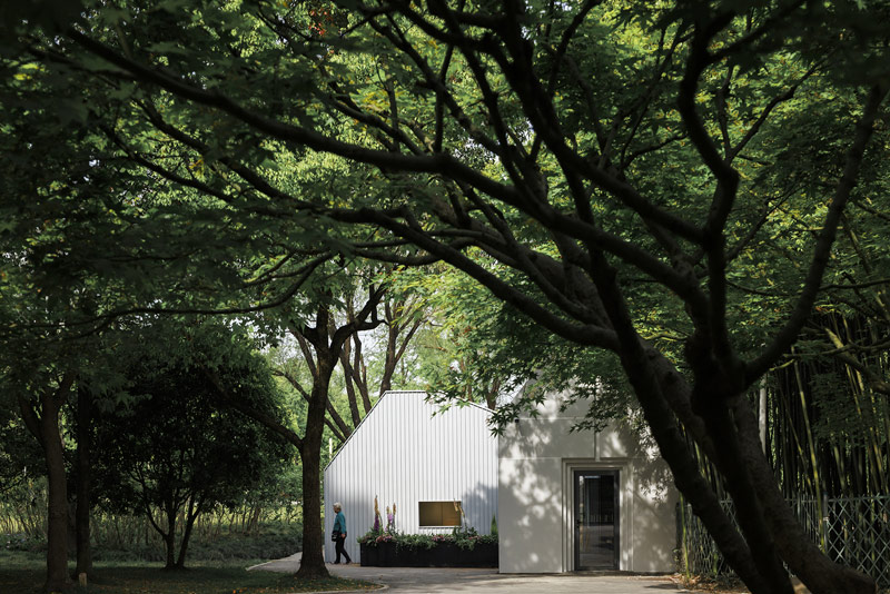 Dom nad Jeziorem: Pawilon Doświadczeń w Szanghaju