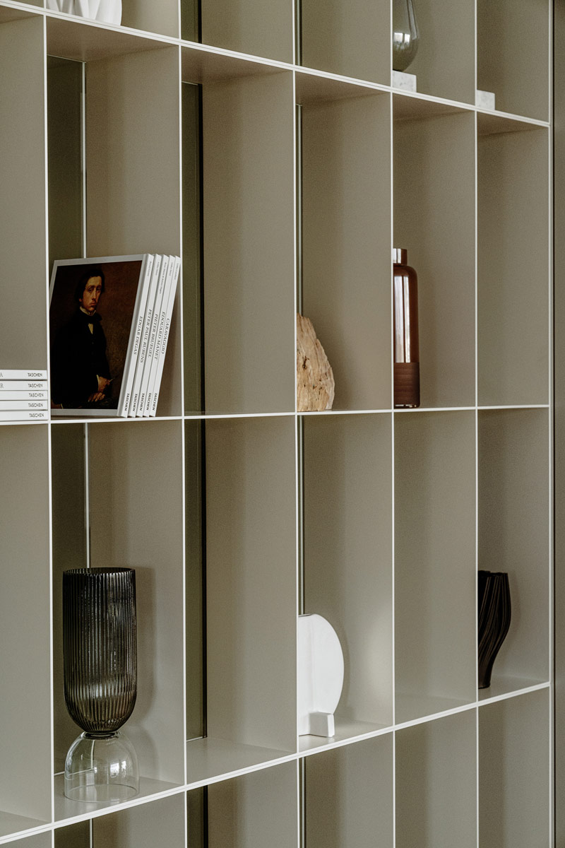 Kojąca harmonia barw we wnętrzach luksusowego apartamentu