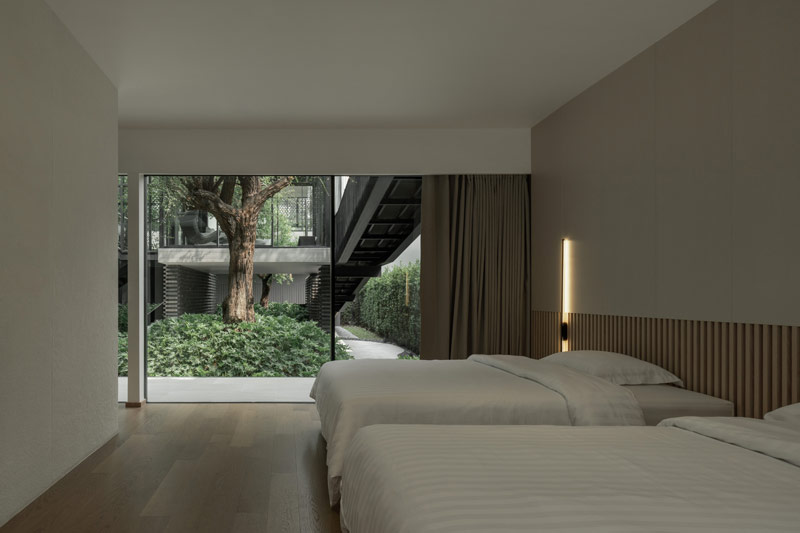 Oryginalny dom z torem biegowym oplatającym część mieszkalną