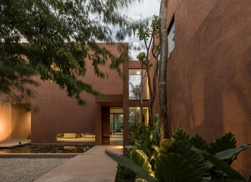 Dom na obrzeżach M&eacute;ridy – r&oacute;wnowaga między tradycją a wsp&oacute;łczesnością