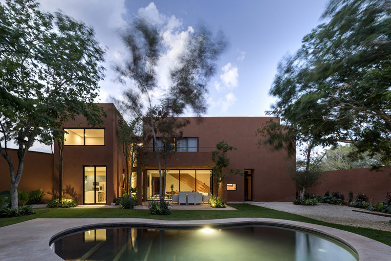 Dom na obrzeżach M&eacute;ridy – r&oacute;wnowaga między tradycją a wsp&oacute;łczesnością