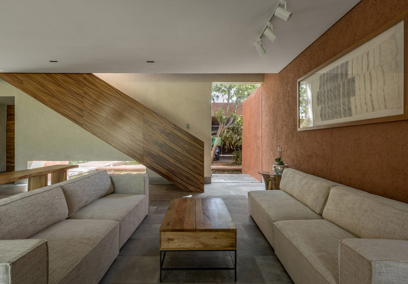 Dom na obrzeżach M&eacute;ridy – r&oacute;wnowaga między tradycją a wsp&oacute;łczesnością