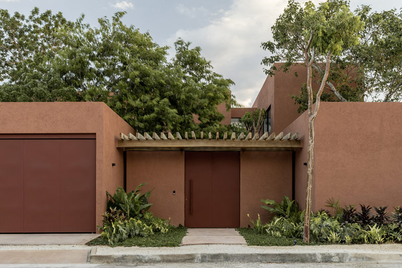 Dom na obrzeżach M&eacute;ridy – r&oacute;wnowaga między tradycją a wsp&oacute;łczesnością