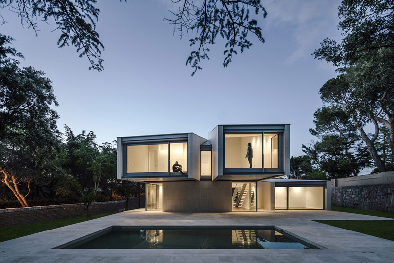 Nietypowa forma domu w Torrelodones