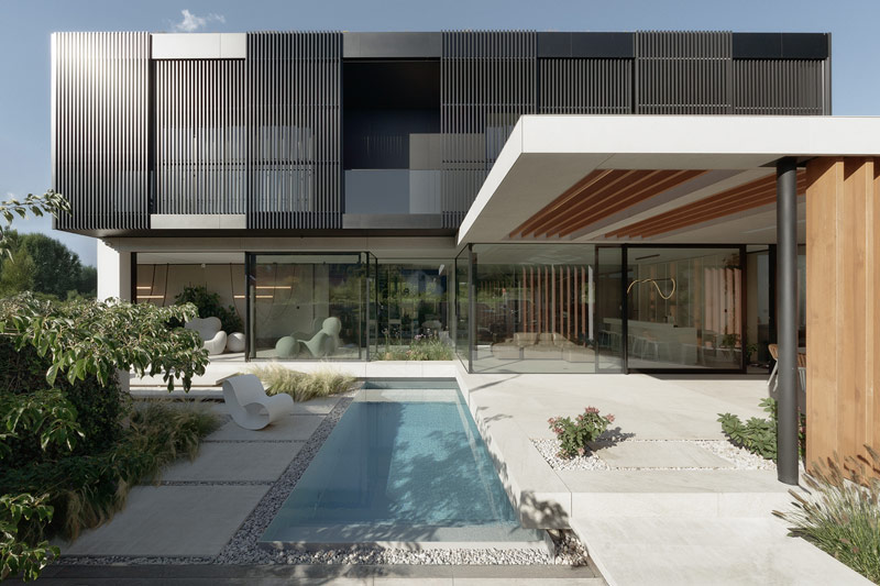 Luksusowy dom blisko natury i wnętrza w duchu quiet luxury