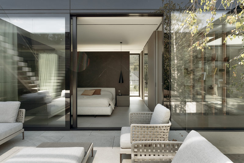 Luksusowy dom blisko natury i wnętrza w duchu quiet luxury