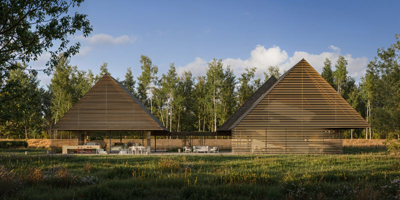 Dom Słoneczny: architektura, kt&oacute;ra nie szuka atencji
