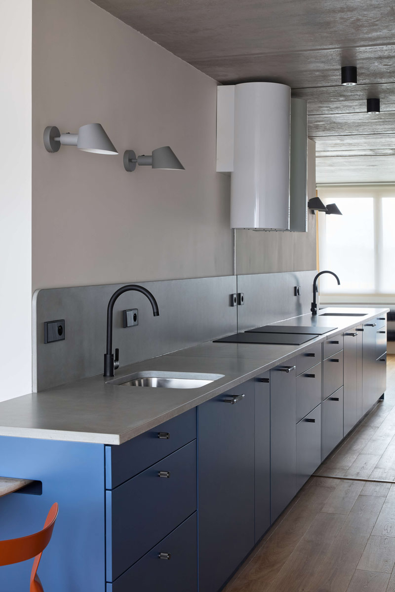 Oryginalne mieszkanie w bloku inspirowane morzem i dynamiką miasta