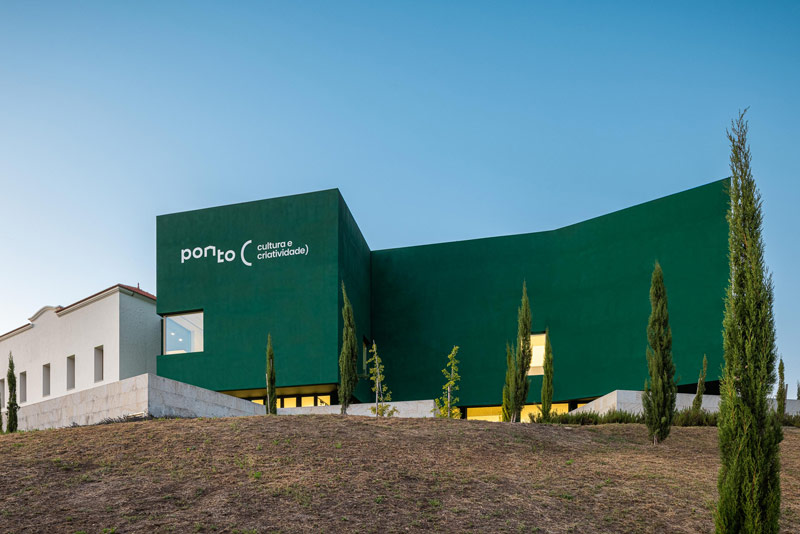 Nowoczesne centrum kultury w Penafiel