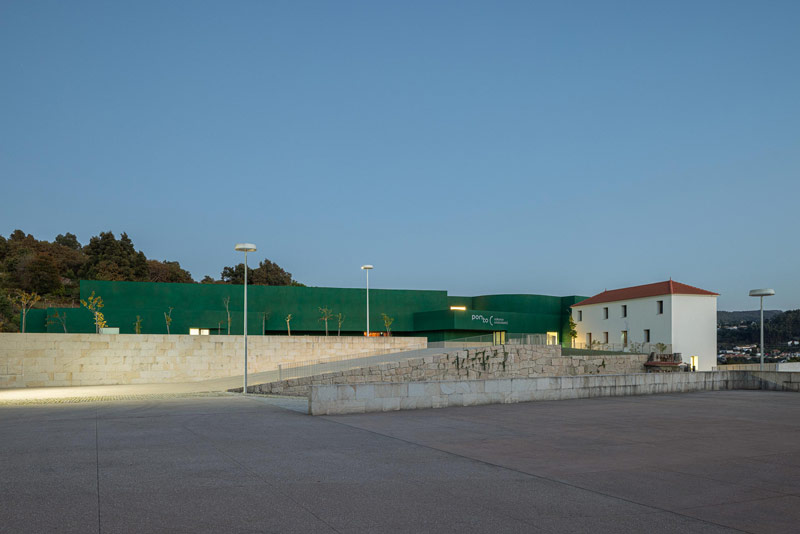 Nowoczesne centrum kultury w Penafiel