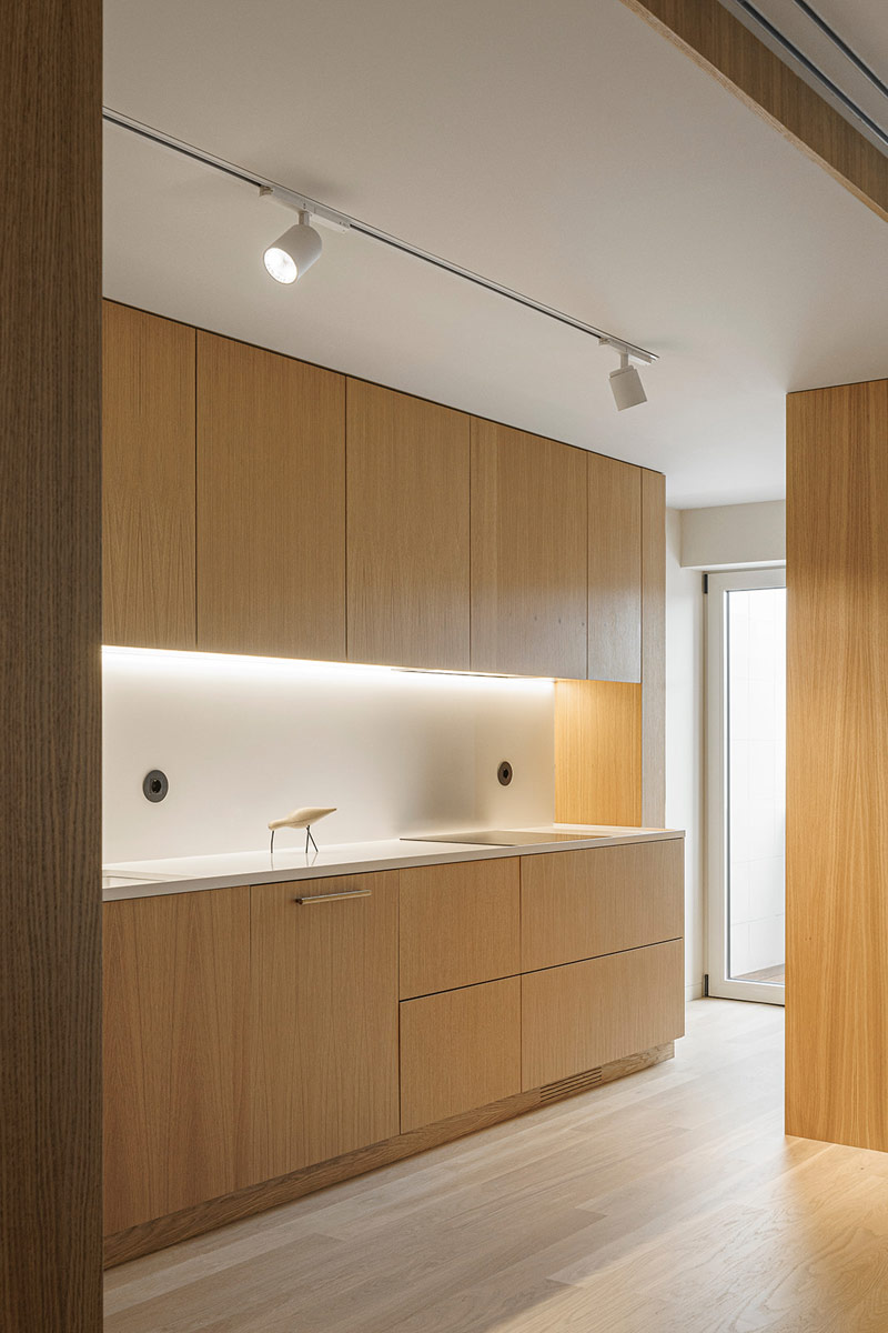 Duch nadmorskiego życia we wnętrzach apartamentu