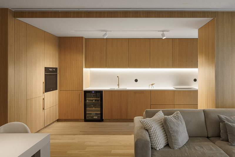 Duch nadmorskiego życia we wnętrzach apartamentu