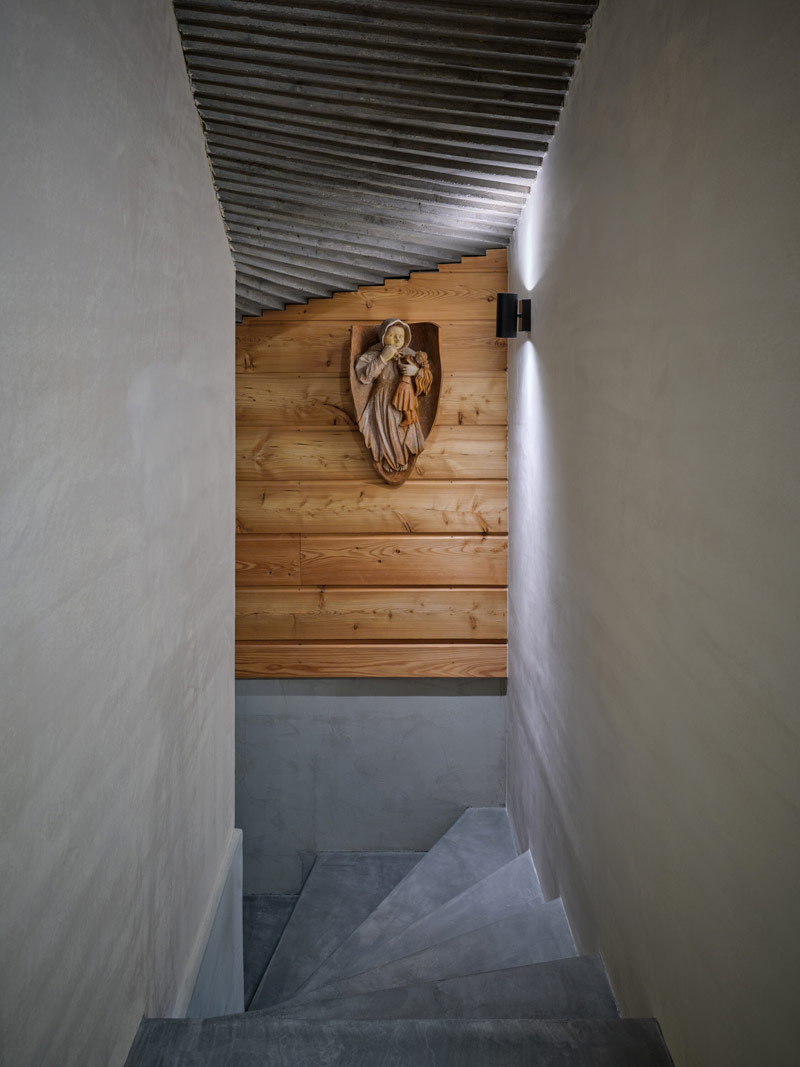 Wsp&oacute;łczesna g&oacute;rska chata inspirowana beskidzkim krajobrazem