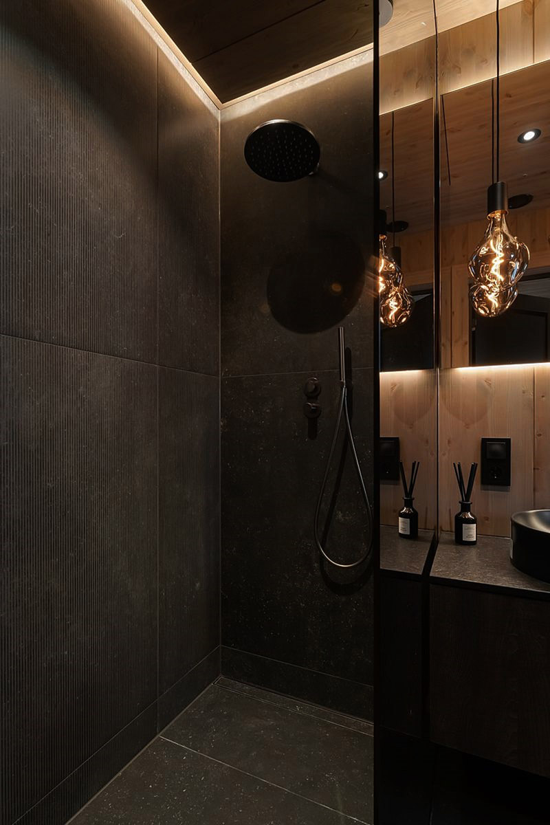 Wsp&oacute;łczesny azyl w tradycyjnym norweskim g&oacute;rskim krajobrazie