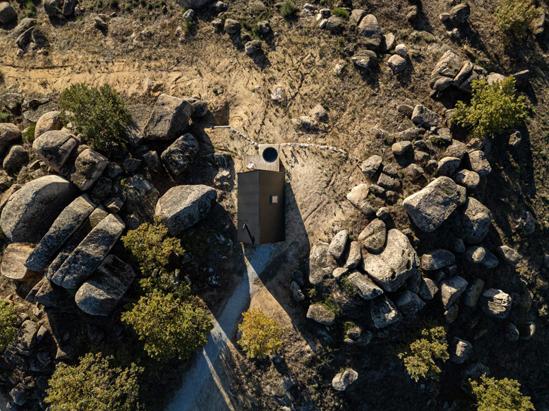 Niewielkie, klimatyczne domki w górach Portugalii
