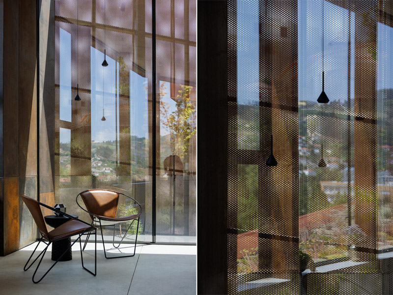 Casa Corten: Oryginalny dom wtopiony w naturalny krajobraz