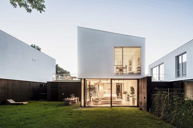 Natura Konstancin od Rohe &ndash; architektura w dialogu z zielenią