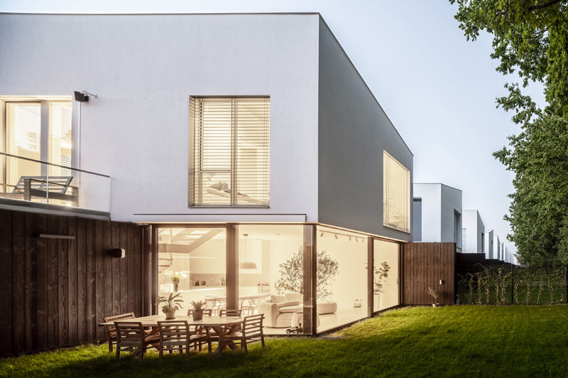 Natura Konstancin od Rohe &ndash; architektura w dialogu z zielenią