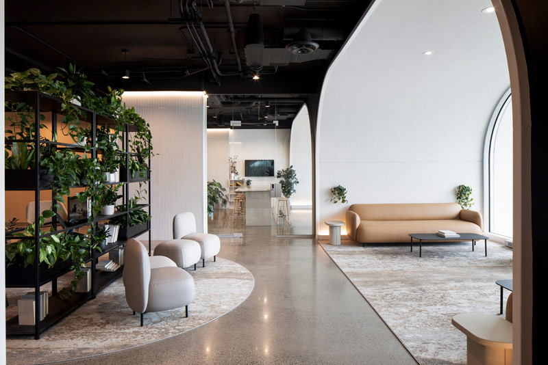 Powściągliwy i ekspresyjny budynek mieszkalny w Kanadzie