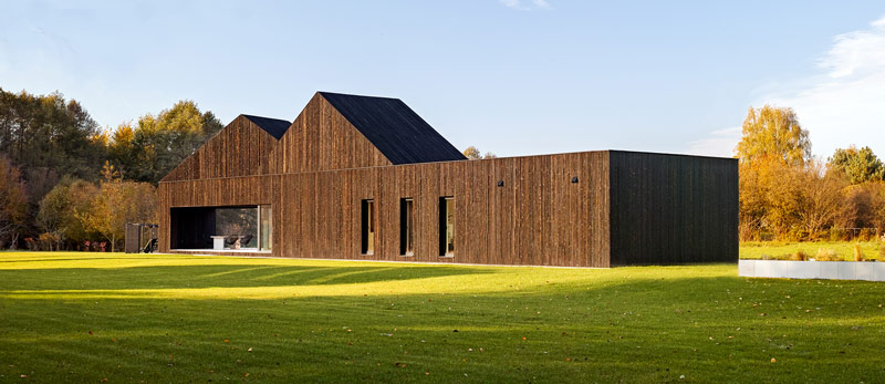 Wsp&oacute;łczesny dom dla rodziny ceniącej spok&oacute;j i bliski kontakt z naturą