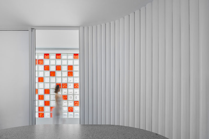 Architektura ciszy – minimalistyczny dom w Brazylii