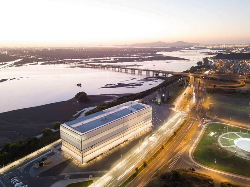 Smiljan Radić Clarke z Chile laureatem Nagrody Pritzkera 2026