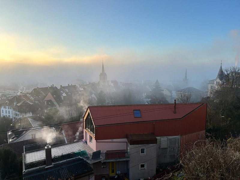 Renowacja i nadbudowa budynku w Szwajcarii