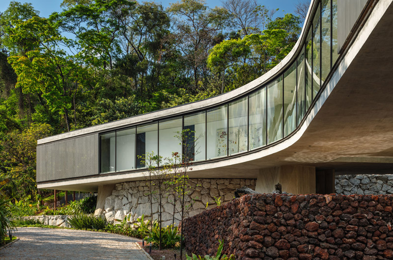 Xingu House – luksusowy dom inspirowany otaczającym krajobrazem