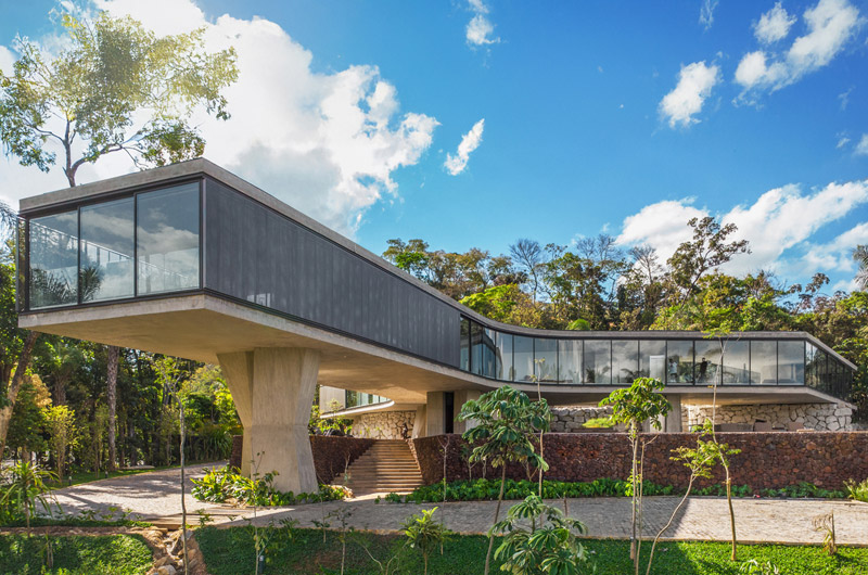Xingu House – luksusowy dom inspirowany otaczającym krajobrazem