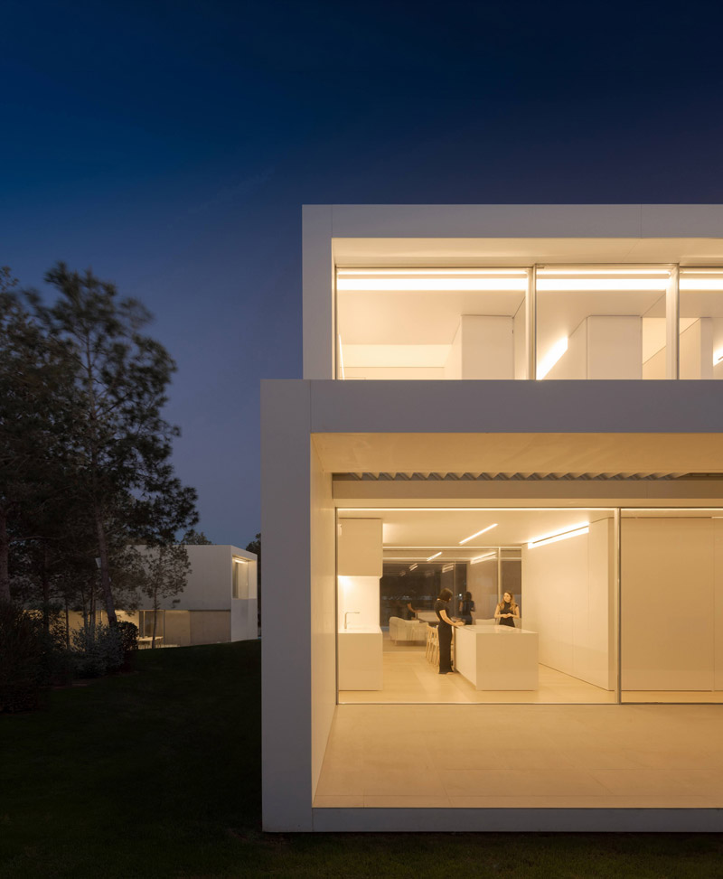 NIU House – energooszczędny, minimalistyczny dom w Hiszpanii
