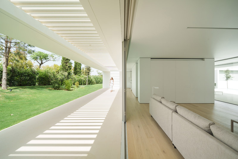 NIU House – energooszczędny, minimalistyczny dom w Hiszpanii