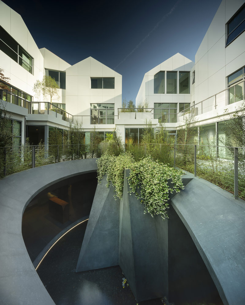 Nietypowy kompleks mieszkalny w Beverly Hills